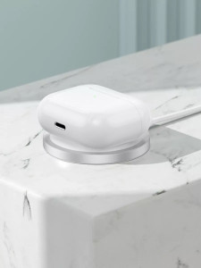 Беспроводное зарядное устройство MagSafe магнитное для телефона Apple iPhone Белый
