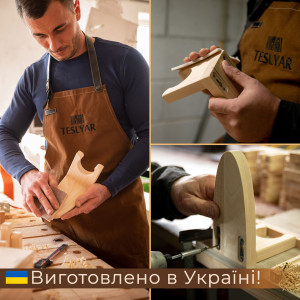 Настенный крепеж держатель для гитары Teslyar Нота светлое дерево