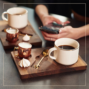 Подставка под кофе Teslyar классическая 23x15x1,6 см из натуральной древесины ореха